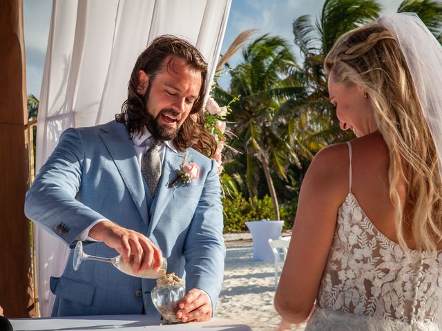 Alex and Kate&apos;s Wedding in Cancun, Mexico 27