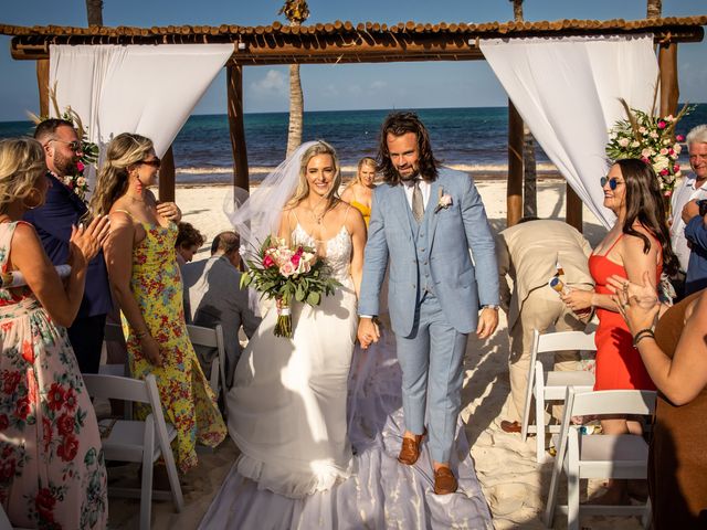 Alex and Kate&apos;s Wedding in Cancun, Mexico 30