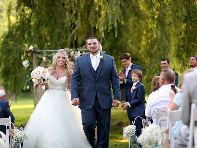 Lauren and Skyler&apos;s Wedding in North Tazewell, Virginia 11