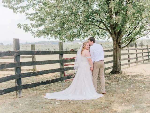 Jenna and Troy&apos;s Wedding in Stephens City, Virginia 26