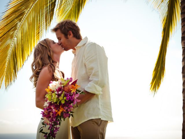 Cody and Elyse&apos;s Wedding in Lahaina, Hawaii 17