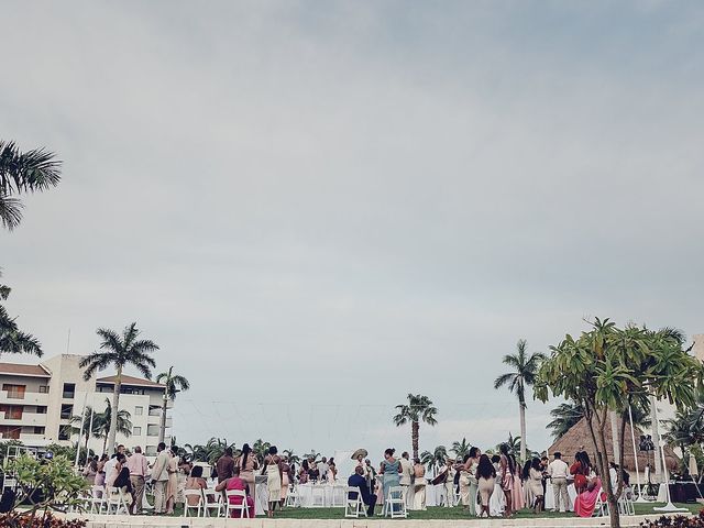 Curtis and Rosa's Wedding in Cancun, Mexico 18