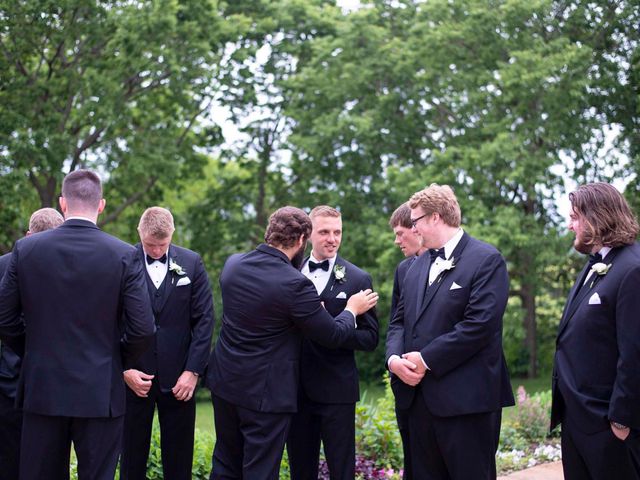 Nate and Hannah&apos;s Wedding in Wayzata, Minnesota 43