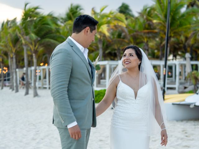 Sergio and Karla&apos;s Wedding in Playa del Carmen, Mexico 18