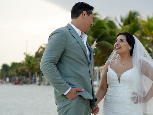 Sergio and Karla&apos;s Wedding in Playa del Carmen, Mexico 19