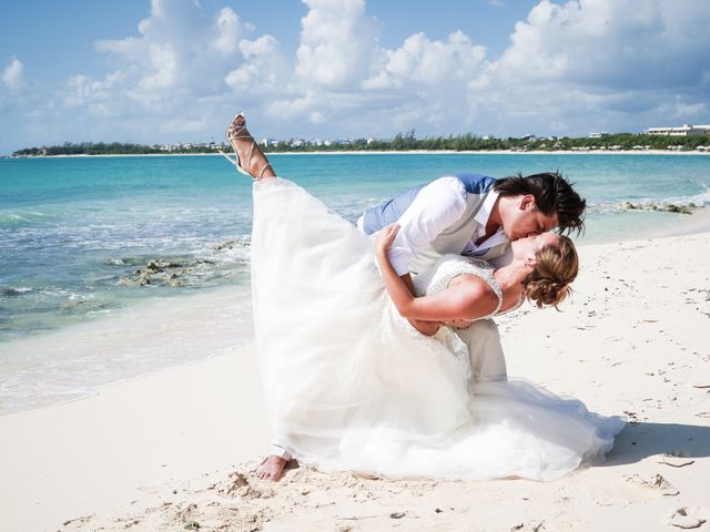 Jorge and Jenna&apos;s Wedding in Cancun, Mexico 9