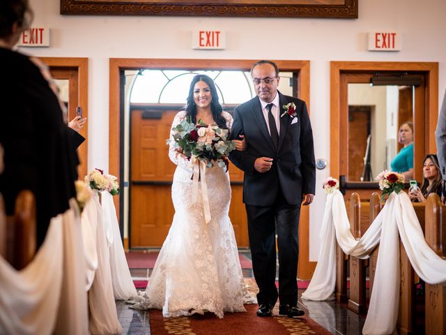 Jarren and Christine&apos;s Wedding in Milwaukee, Wisconsin 7