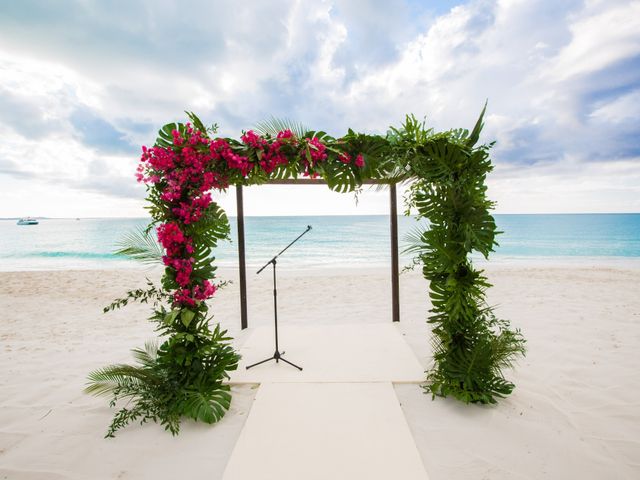Chris Briggs-Lawrance and Lauren Petroff&apos;s Wedding in Providenciales, Turks and Caicos 12