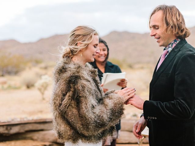 Ryan and Tracey&apos;s Wedding in Joshua Tree, California 27