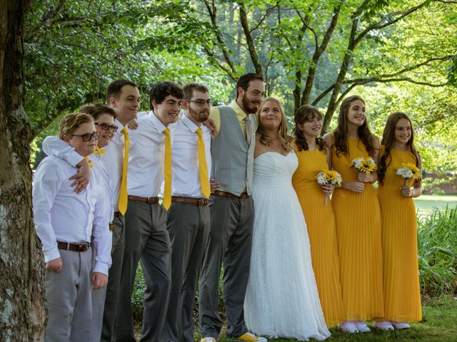 Colena and John&apos;s Wedding in Bowling Green, Kentucky 14