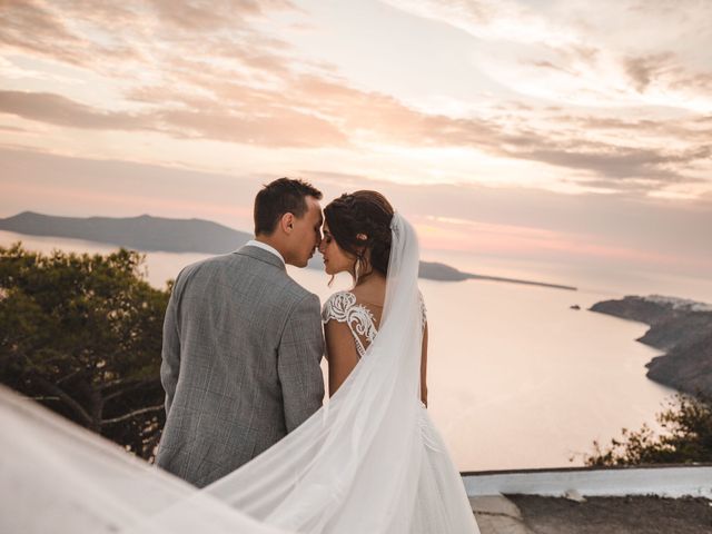 Liliya and Marat&apos;s Wedding in Santorini, Greece 4