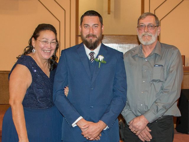 Jamie and Aaron&apos;s Wedding in Warrenton, Missouri 10