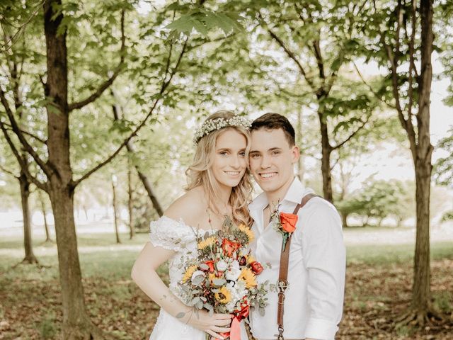 Rob and Kristen&apos;s Wedding in Wyandotte, Michigan 37