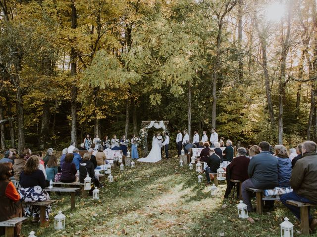 Sarah and Dillon&apos;s Wedding in Dandridge, Tennessee 9