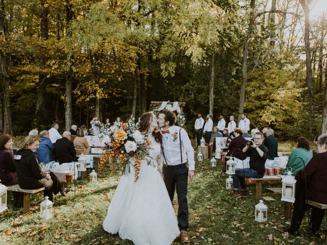 Sarah and Dillon&apos;s Wedding in Dandridge, Tennessee 10