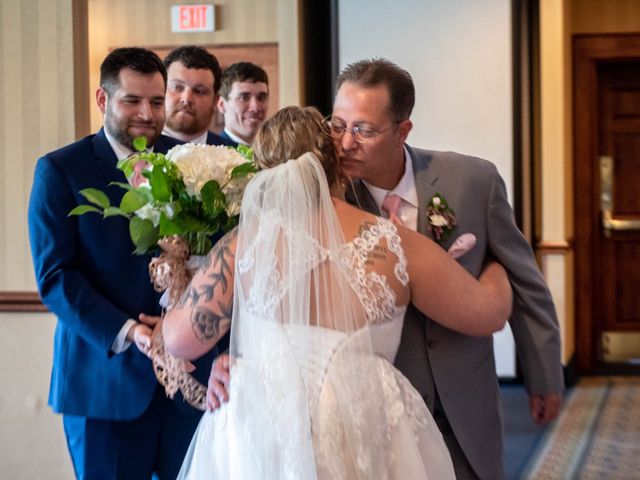 Benjamin and Alysa&apos;s Wedding in Bay City, Michigan 17
