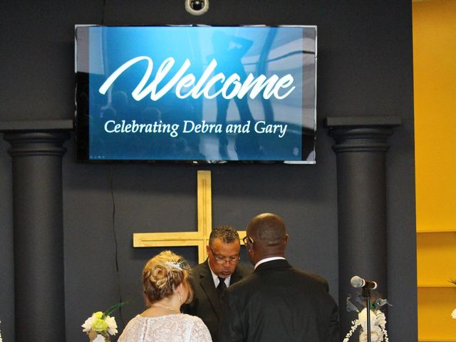 Gary and Debra&apos;s Wedding in Davenport, Iowa 6