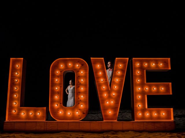 Rafa and Pau&apos;s Wedding in Cancun, Mexico 14