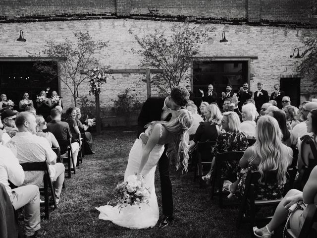 Taylor and Griffin's Wedding in Eureka, Illinois 8