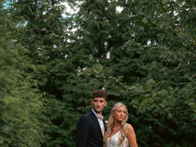 Taylor and Griffin's Wedding in Eureka, Illinois 12