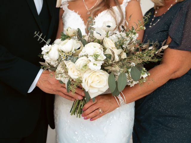 Taylor and Griffin's Wedding in Eureka, Illinois 17
