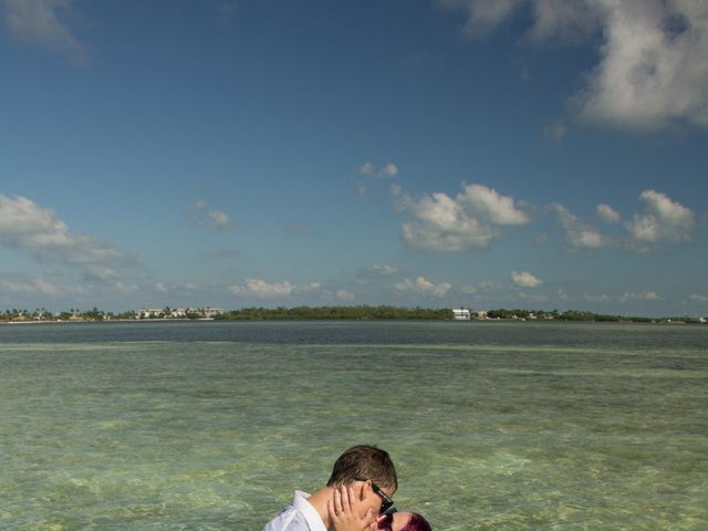 Joe and Amy&apos;s Wedding in Islamorada, Florida 4