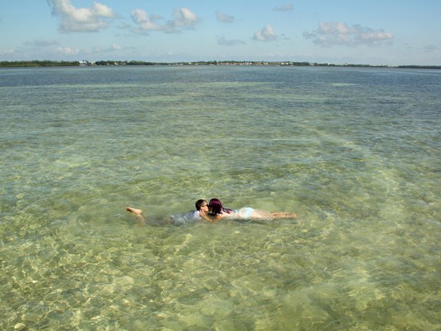 Joe and Amy&apos;s Wedding in Islamorada, Florida 5