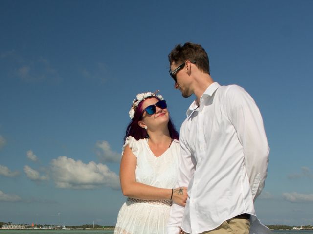 Joe and Amy&apos;s Wedding in Islamorada, Florida 19