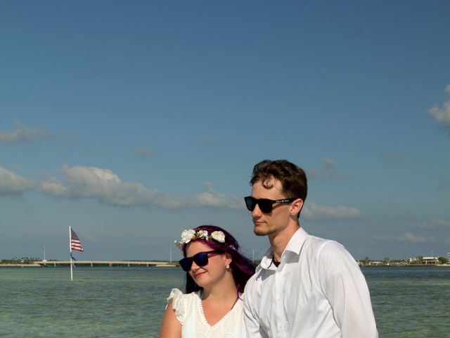 Joe and Amy&apos;s Wedding in Islamorada, Florida 20