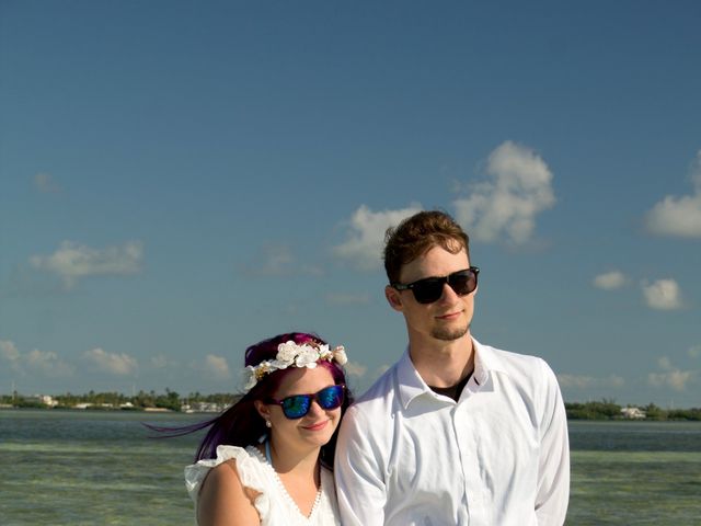 Joe and Amy&apos;s Wedding in Islamorada, Florida 22