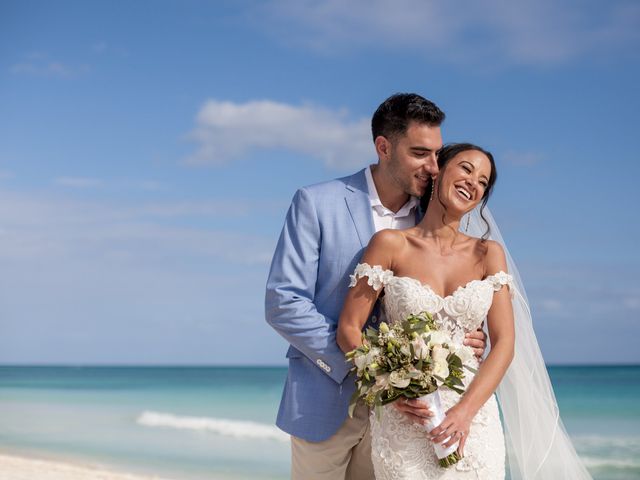 Josh and Jillian&apos;s Wedding in Puerto Aventuras, Mexico 35