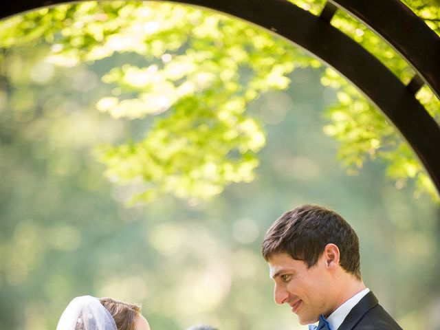 Melissa and Sam&apos;s Wedding in Bridal Veil, Oregon 14