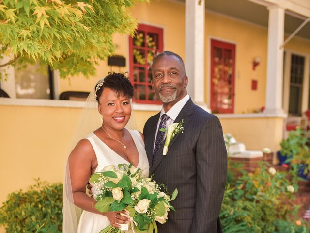 Clarence Baker, Jr and Lisa Ivy&apos;s Wedding in Annapolis, Maryland 15