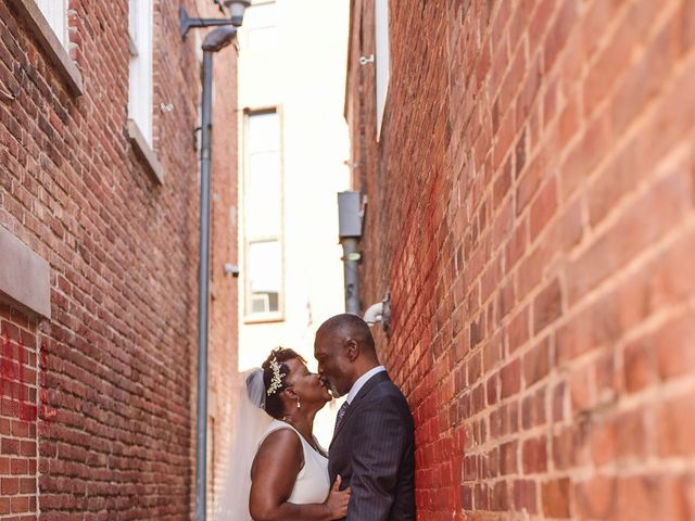 Clarence Baker, Jr and Lisa Ivy&apos;s Wedding in Annapolis, Maryland 22