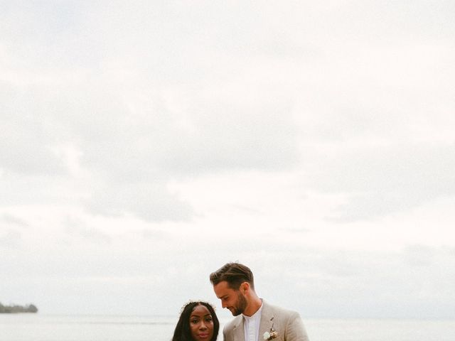 Andrew and Grace&apos;s Wedding in Kailua, Hawaii 8