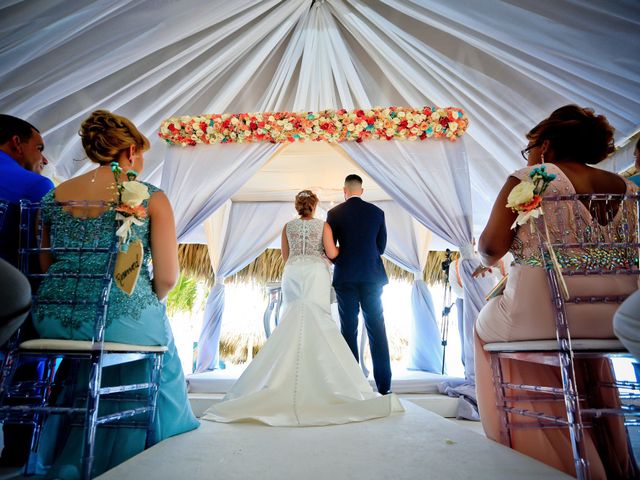 Will and Patricia&apos;s Wedding in Santo Domingo, Dominican Republic 16