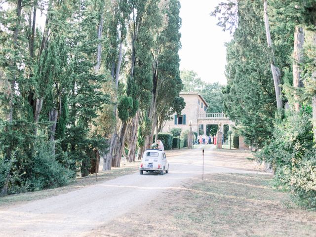Elisabeth and Oliver&apos;s Wedding in Tuscany, Italy 29