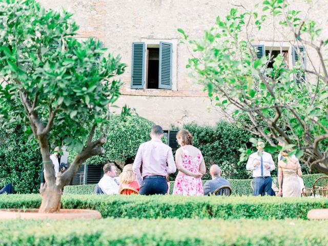 Elisabeth and Oliver&apos;s Wedding in Tuscany, Italy 32
