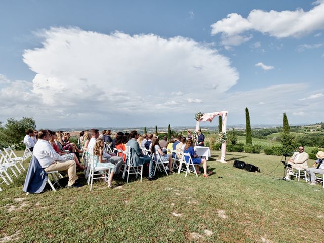 Sammy and Rik&apos;s Wedding in Tuscany, Italy 27