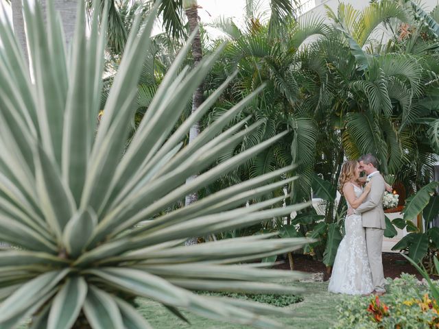 Charlie and Leah&apos;s Wedding in Playa del Carmen, Mexico 18