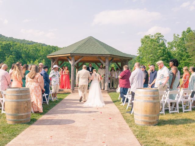 Nick and Sarah&apos;s Wedding in Stanley, Virginia 6