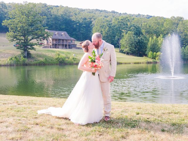 Nick and Sarah&apos;s Wedding in Stanley, Virginia 18