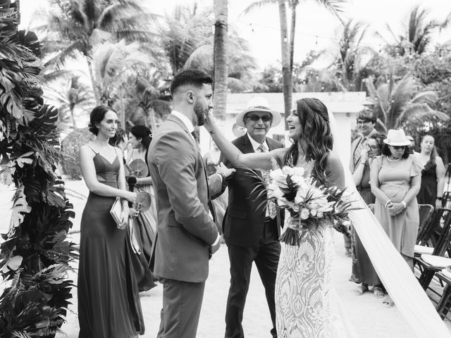 Ryan and Nicole&apos;s Wedding in Cancun, Mexico 41