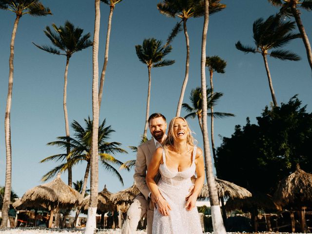 Matt and Chelsea&apos;s Wedding in Pam - Eagle Beach, Aruba 30