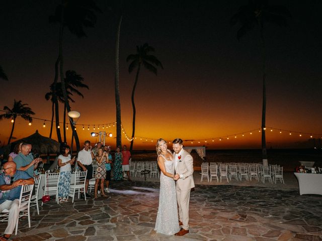 Matt and Chelsea&apos;s Wedding in Pam - Eagle Beach, Aruba 37