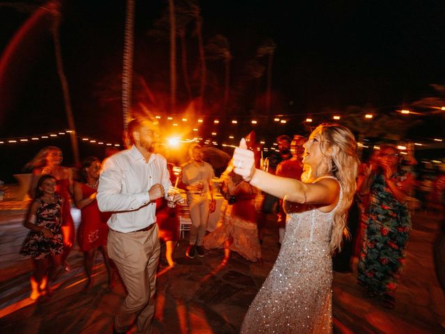 Matt and Chelsea&apos;s Wedding in Pam - Eagle Beach, Aruba 43