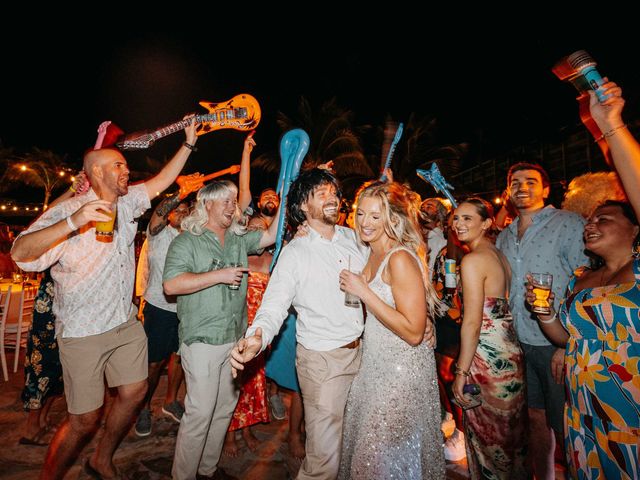 Matt and Chelsea&apos;s Wedding in Pam - Eagle Beach, Aruba 44