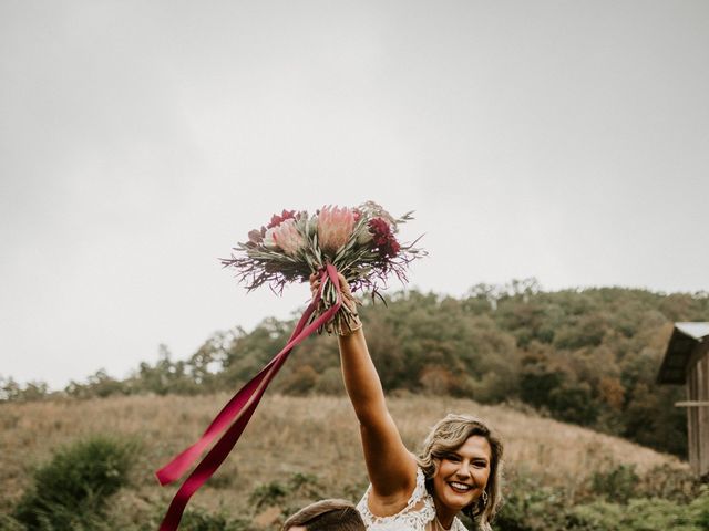 Benton and Ashley&apos;s Wedding in Sevierville, Tennessee 2