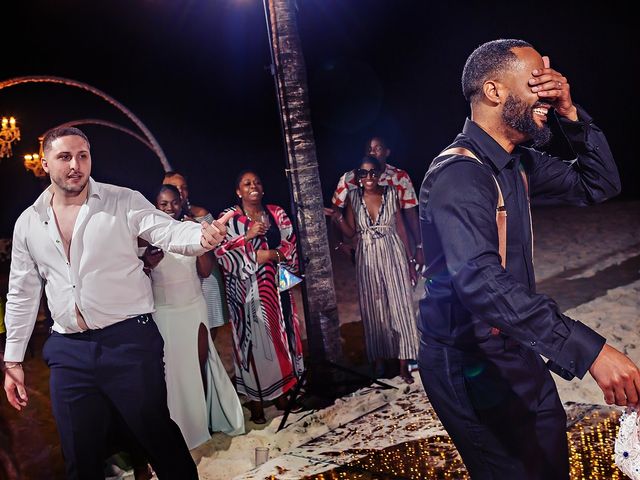 Laquam and Amber&apos;s Wedding in Cancun, Mexico 14