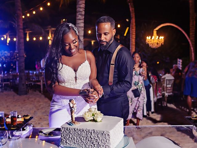 Laquam and Amber&apos;s Wedding in Cancun, Mexico 32